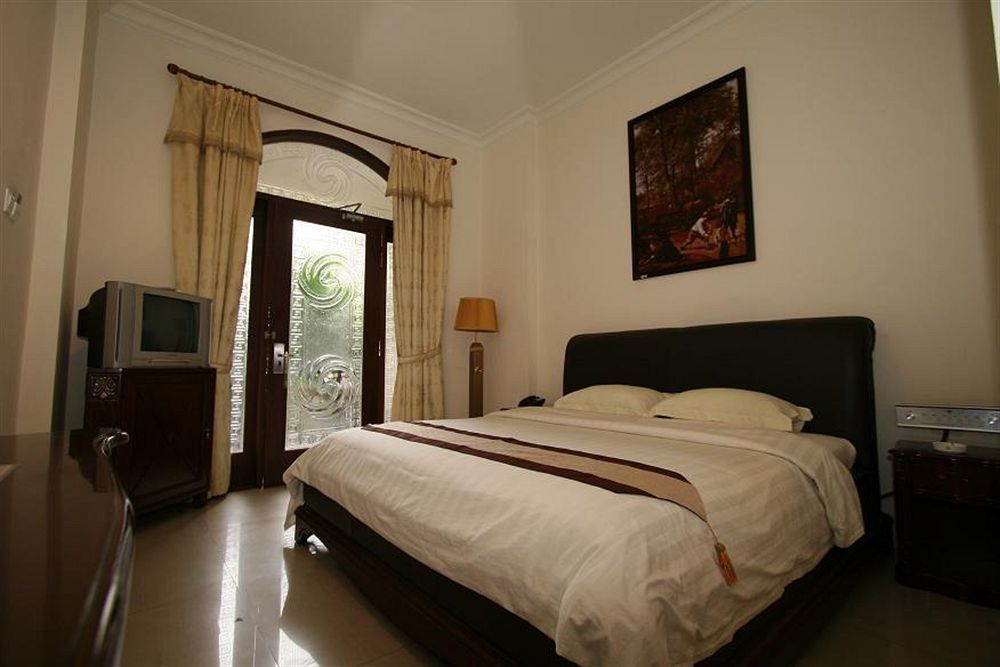 The Grand Palace Hotel Malang Exteriér fotografie
